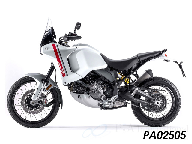 P&A International エクステンダーフェンダーエクストラ DUCATI デザートX