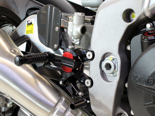 ギルズツーリング アジャスタブルバックステップ VCR38GT RSV4 / Tuono ギルズツーリング アジャスタブルバックステップ VCR38GT RSV4 / Tuono