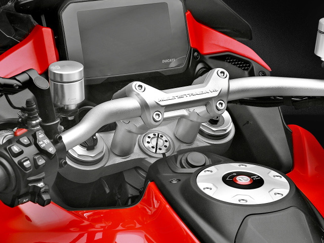 rizoma / リゾマ ハンドルアップ・セットバックキット DUCATI ムルティ