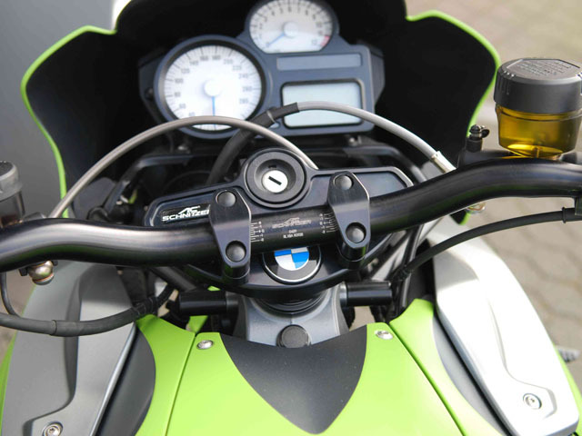 ac schnitzer サイドブレーキ　レバー　bmw AC SCHNITZER アルミハンドブレーキ 取付①（BMW 3シリーズ