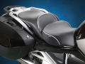 Sargent R1200RT LC(水冷 '14-) EU標準 フロント+リアシートセット　シートヒーター搭載　CarbonFX パイピング：シルバー
