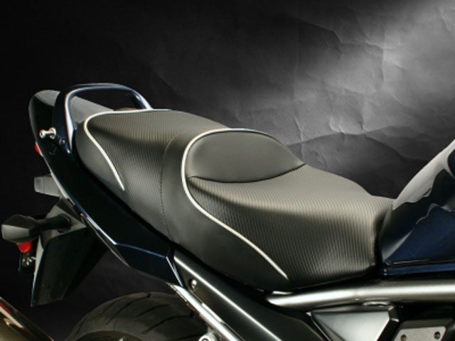 Sargent シート Suzuki GSF 1250 Bandit ('07-) / 1250F ('11-) パイピング：ブラック