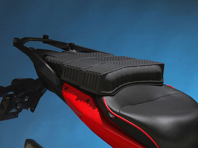Sargent シート Ducati Multistrada 1200 リアキャリアタイプ