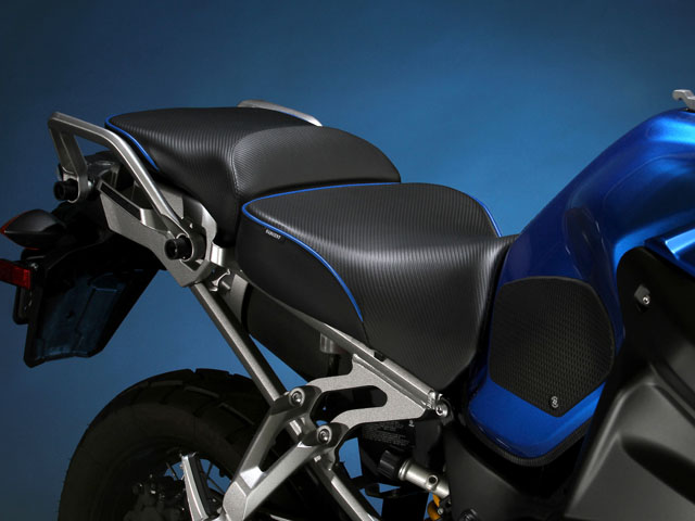 Sargent シート YAMAHA XT1200Z Super Tenere EUレギュラーフロント&リアシート パイピング：カスタム