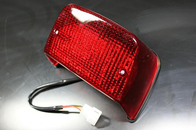 ゼファー４００　ＬＥＤ　テールランプ　レッド