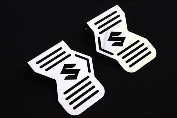 ＧＳ４００ メッキ ロゴイリ キャブサイド カバー（Ｓマーク）