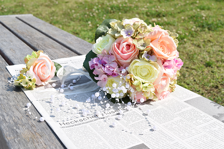 MB016R　アイリッシュローズ・パールレーン ラウンドブーケ　ピーチ　ブートニア付き　受注生産品