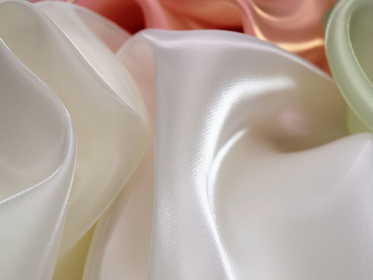 CP507　【フローズンサテン】 ポリエステル27%キュプラ73%　140cm×58m乱 パザパオリジナル