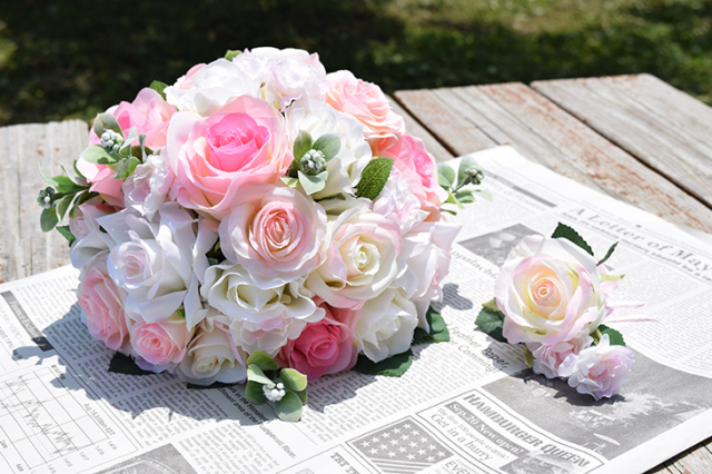 MB009R　NEWローズ ラウンドブーケ　ピンク　ブートニア付き　受注生産品