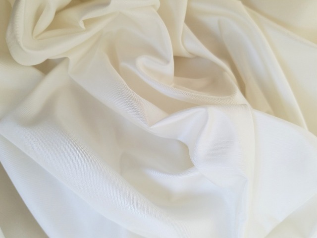 ウエディングドレス生地【シルクタフタ】 シルク100% 137cm×50m乱 極上