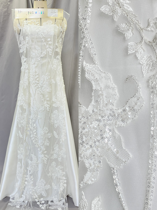 KOP023【ブライダル レース】 花柄 ユリ 刺繍 ビーズ スパンコール ウェディング ドレス ベール ナイロン100%  約160cm(レース加工部分136cm)×15yd乱