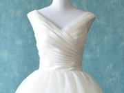 ウエディングドレス生地　スパークリングツイル　