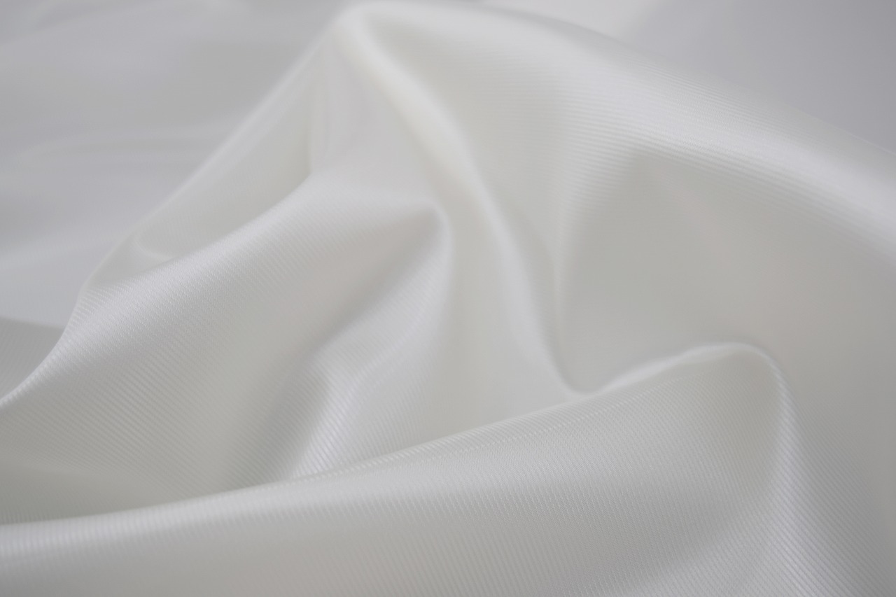 PS6025 【スパイラルサテン】 ポリエステル100% 140cm×58m乱 パザパオリジナル