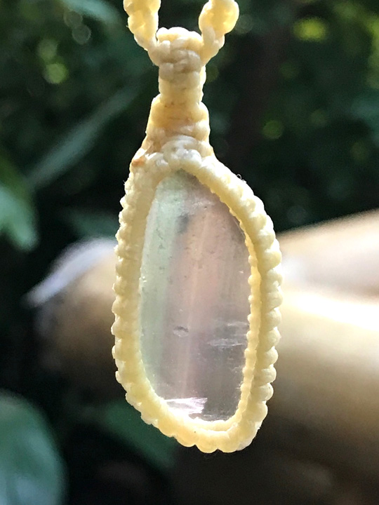 Kula Kula 天然石ネックレス・フローライト