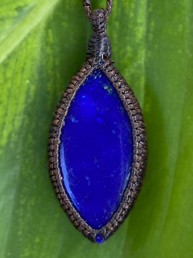 Kula Kula 天然石ネックレス・ラピスラズリ