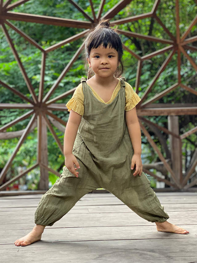 asana KIDS HEMP100% 薄手 オーバーオール・草木染め