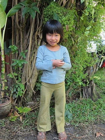 asana KIDS フレアーパンツ