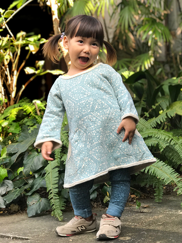 asana KIDS ふかふか 麻柄プリント チュニック