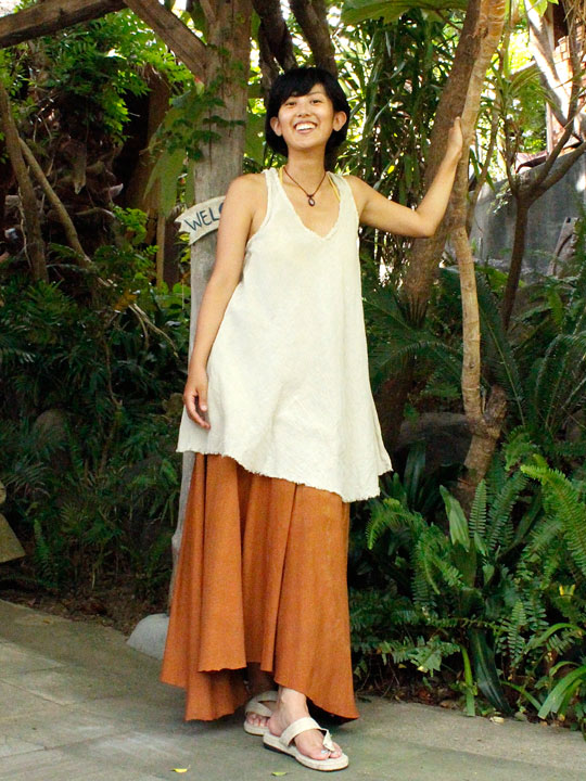 asana ふわふわフリンジチュニック・ふくろう刺繍