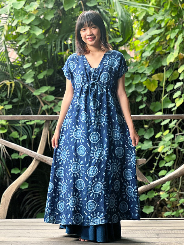 asana HEMP100% 薄手 インディゴ抜染プリント 縄文ワンピース