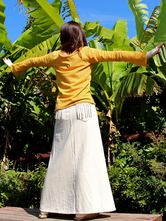 asana ふかふか フリンジ ロングスカート・きなり
