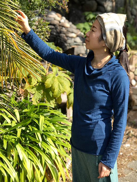 asana タートルカットソー・草木染め
