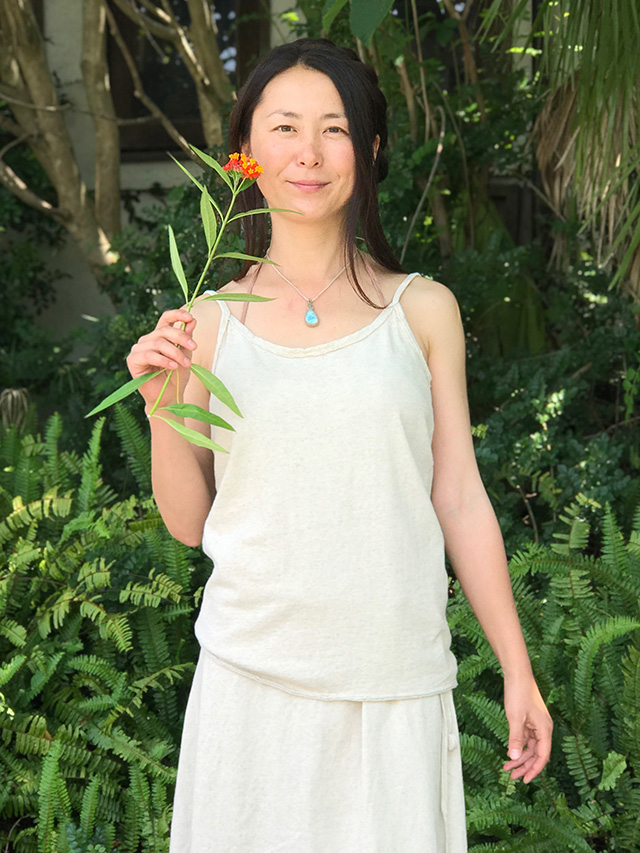 asana キャミソール・きなり