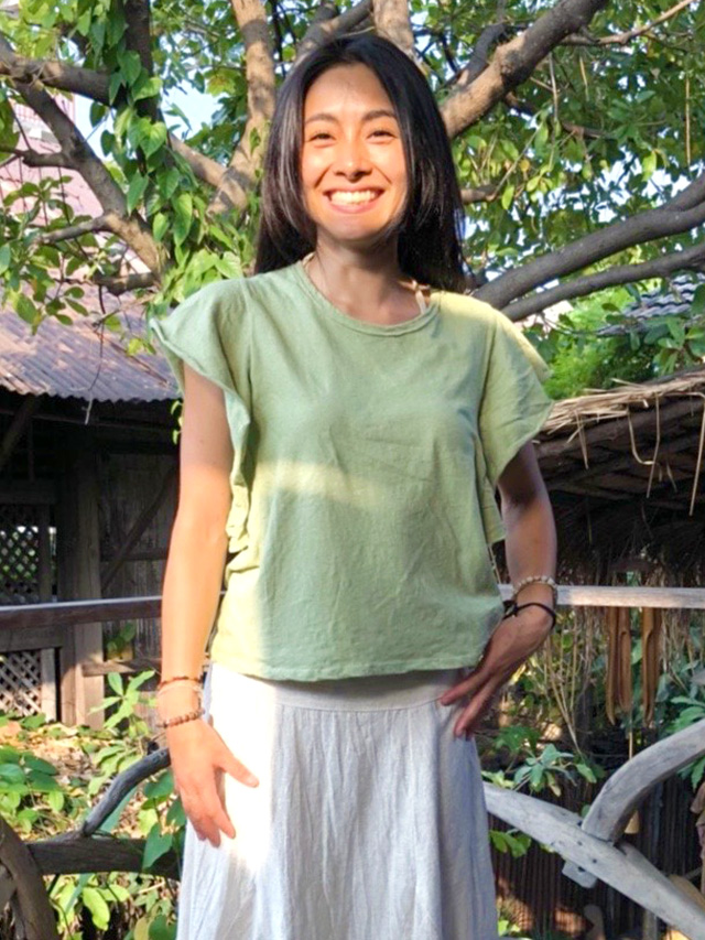 asana ひらひらTee・カラー
