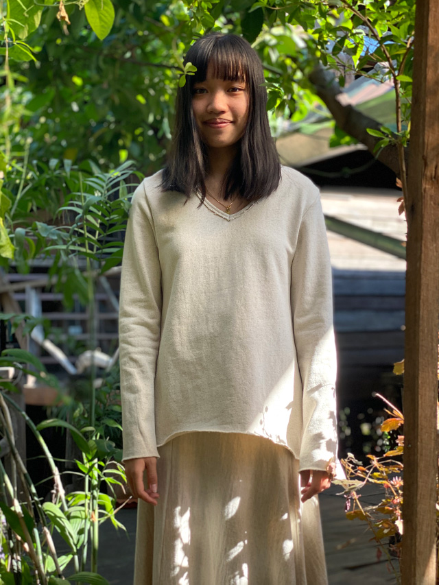 asana ヘンプコットン ふかふか Vネック ロングスリーブ・きなり 