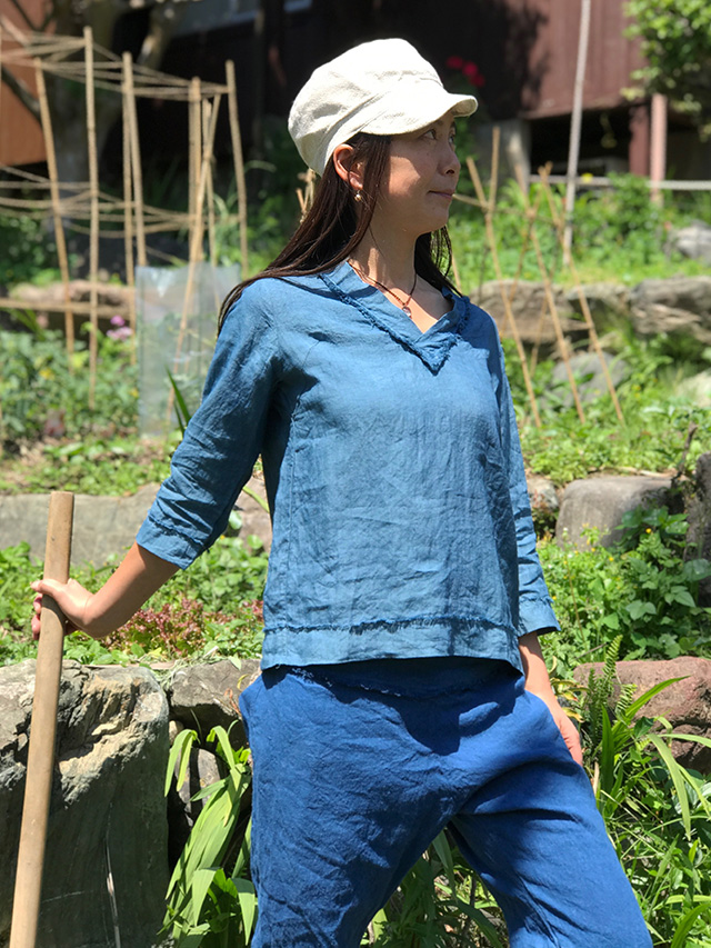 asana HEMP100% Vネック ブラウス・草木染め