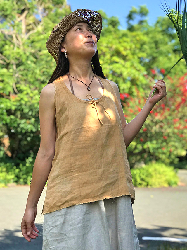 asana HEMP100% 紐付き タンクトップ・草木染め