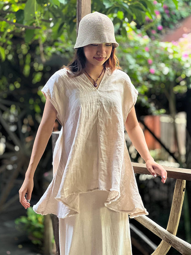 HEMP100% 手縫い 貫頭衣 シャツ・きなり 【パヤカ オンラインショップ】