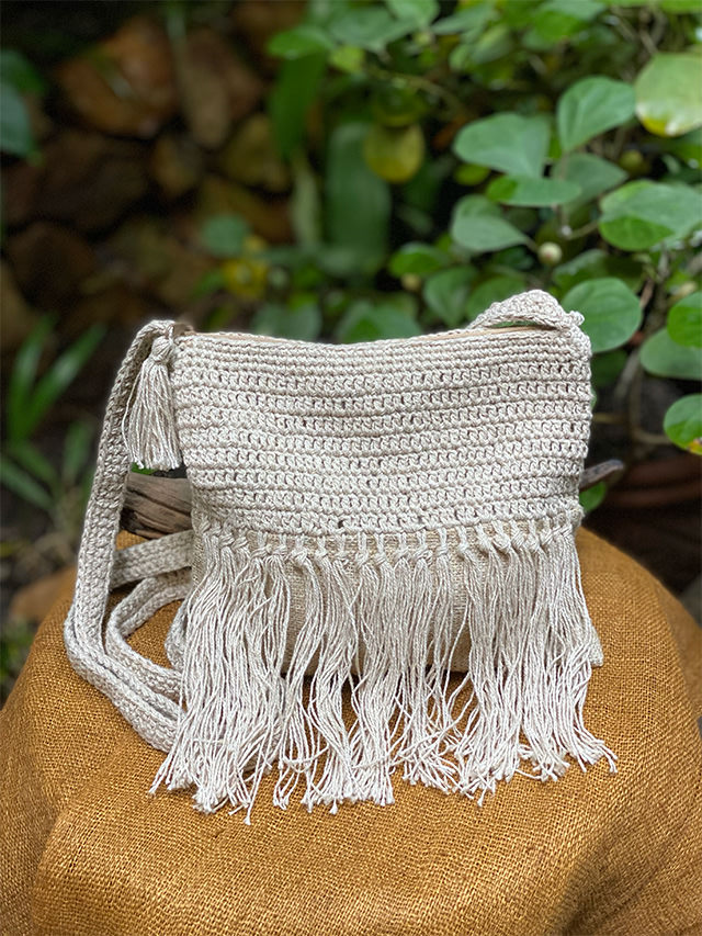asana HEMP100% 手編み フリンジ ショルダー ポーチ