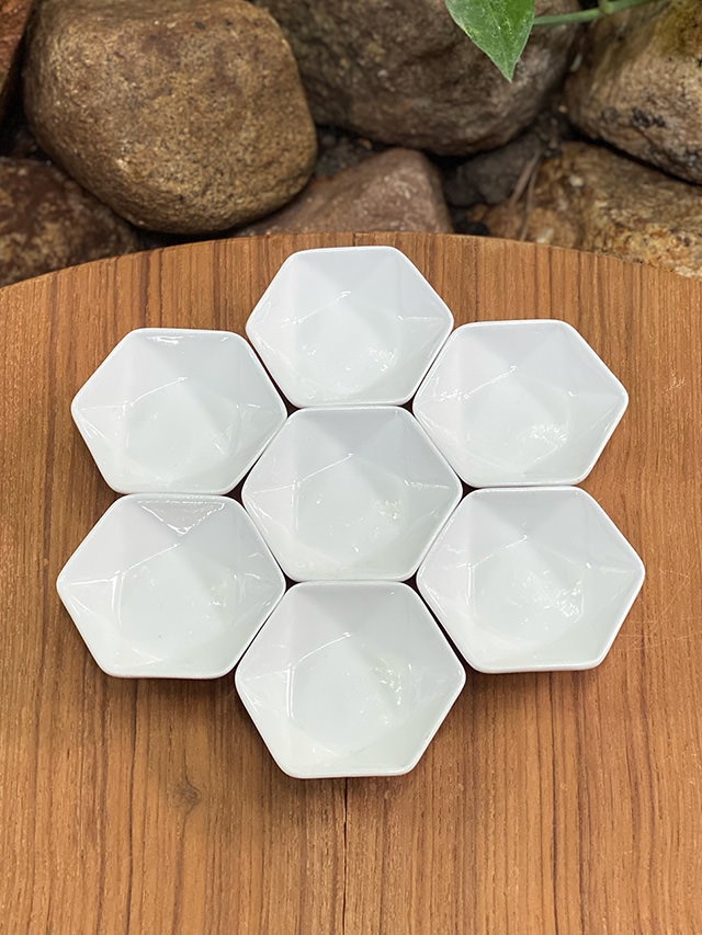 陶器 ６角形 小皿
