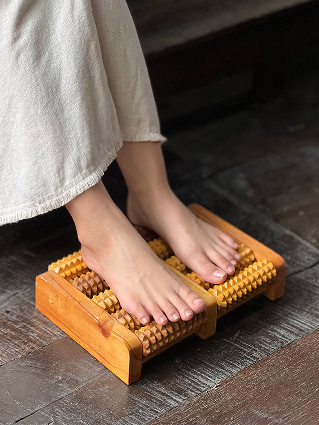 WOOD 足つぼ マッサージ ローラー・大