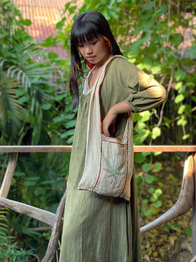 HEMP100% 手織り 麻の葉 手刺繍 カレン族 バッグ