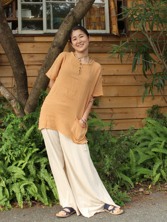 asana フリンジポケットTシャツ・草木染め