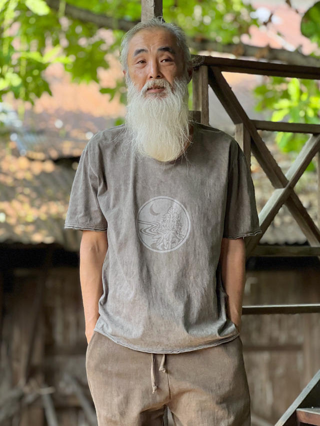 asana ヘンプコットン 薄手 メンズ Tee・草木染め 抜染