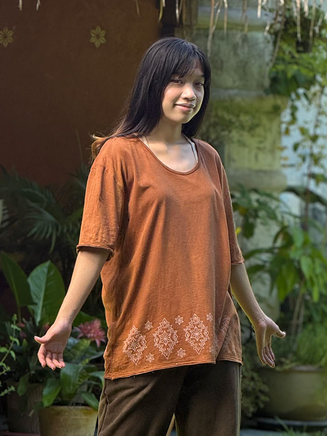 asana ヘンプコットン 薄手 メンズ Tee・草木染め 手刷り抜染