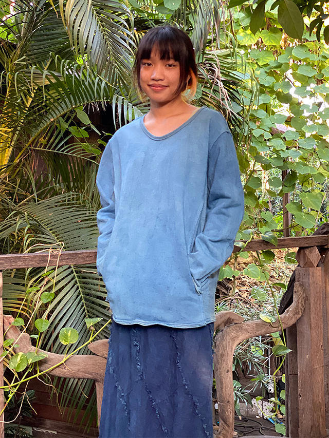 asana ヘンプコットン ふかふか リバーシブル トレーナー・草木染め