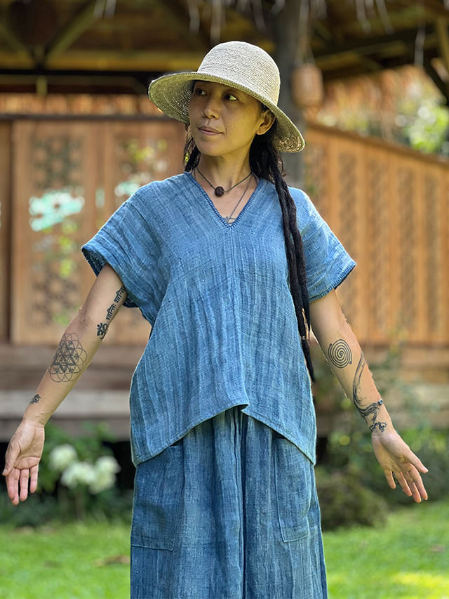 HEMP100% 手織り手刺繍 貫頭衣・草木染め ソフト仕上げ【パヤカ