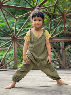 asana KIDS HEMP100% 薄手 オーバーオール・草木染め