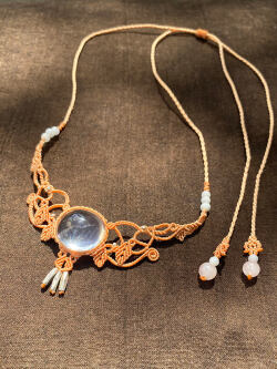 Kula Kula 天然石ネックレス・クリスタルクォーツ