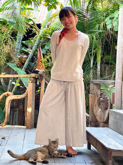 asana HEMP100% 厚手 ギャザー パンツ・きなり