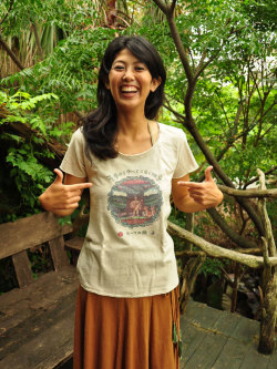 asana プリント Tee