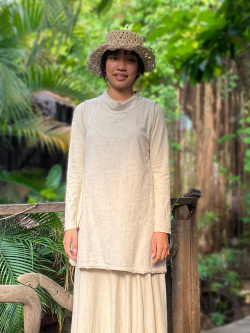 asana ヘンプコットン ハイネック チュニック ・きなり