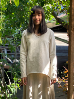 asana ヘンプコットン ふかふか Vネック ロングスリーブ・きなり 