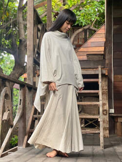 asana ヘンプコットン 厚手 ゆったり ハイネック ブラウス・きなり