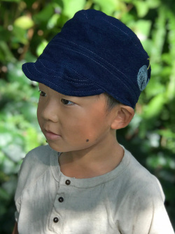 asana x natucoral KIDS ヘンプ シルク 手刺繍 キャップ・草木染め