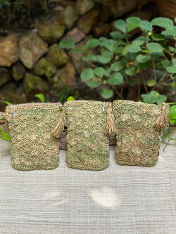 asana HEMP100% ワイルドヘンプ 手編みタッセル付き ポーチ